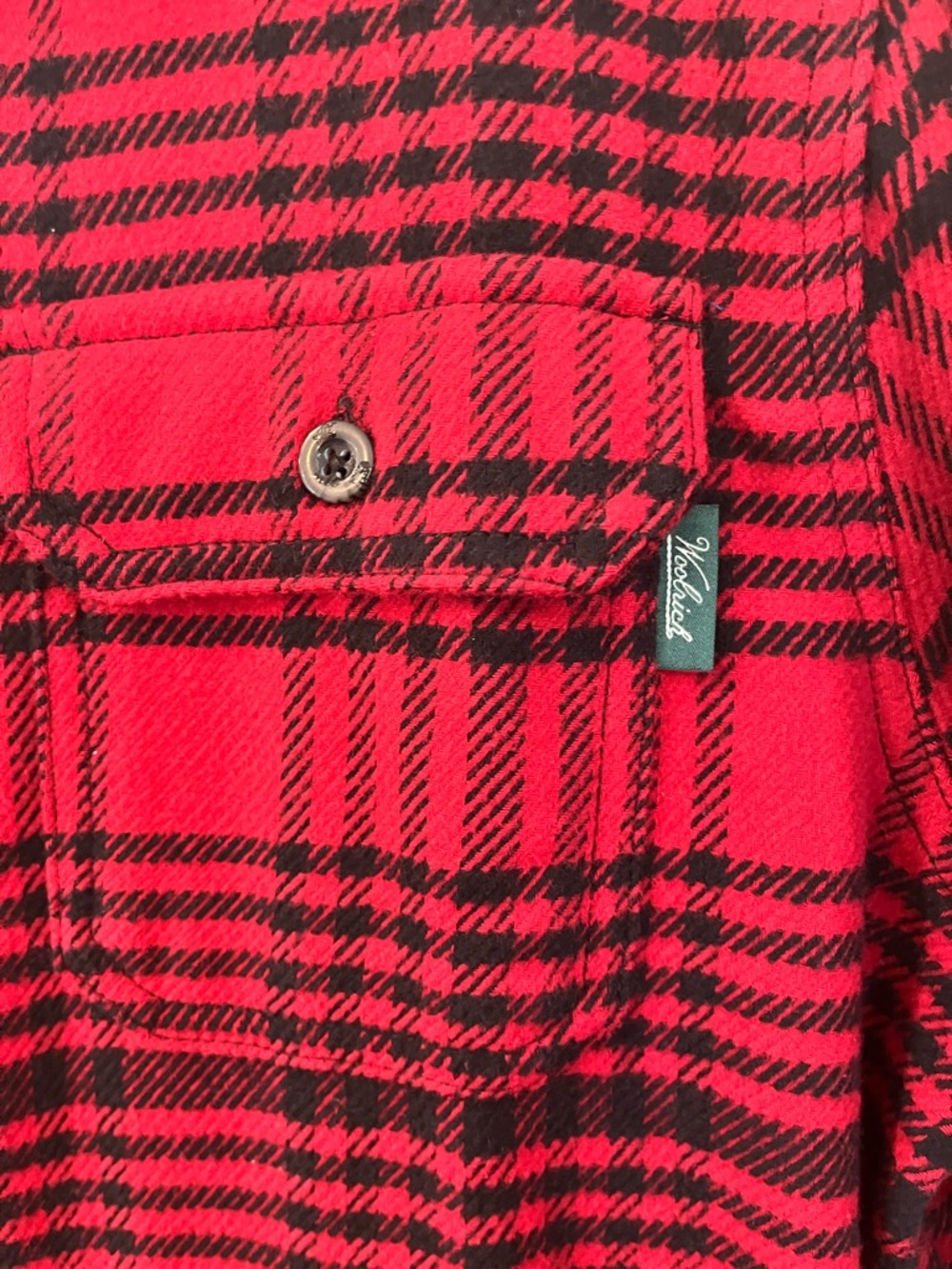 Woolrich Red and Black Plaid Flannel Shirt Jacket with Pockets - Picture 7 of 10